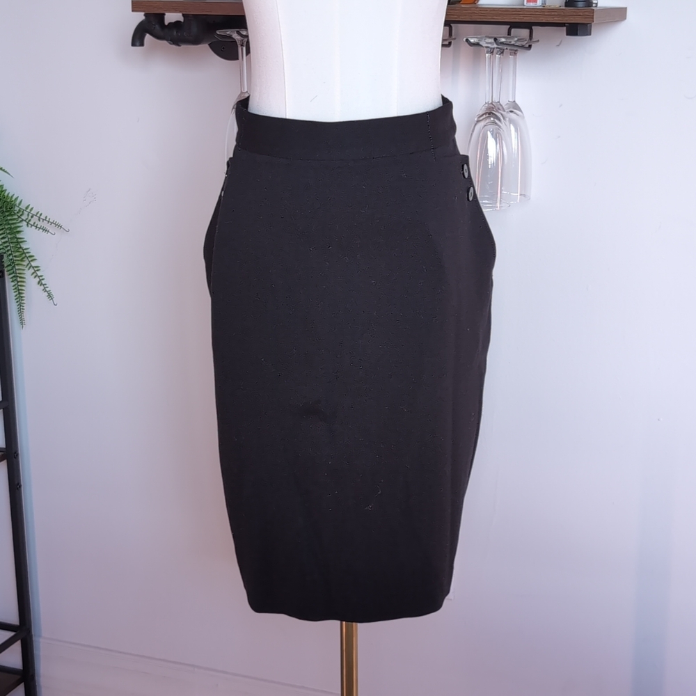 Sleek Cynthia Steffe Tailored Pencil Skirt in Black. Perfect for Office Siren